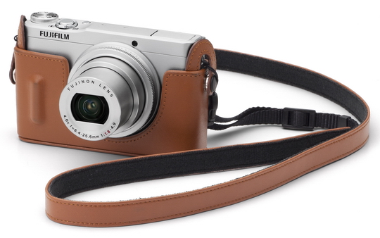 Profi kompakt Fujifilm XQ1 s X-Trans senzorem