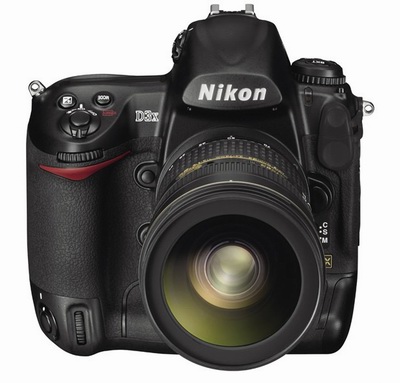 Nikon uvedl novou profesionální zrcadlovku D3X