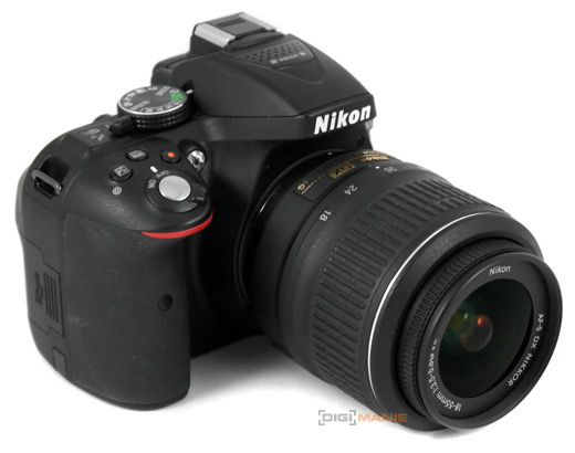 Nikon D5300: bezdrátový DSLR turista