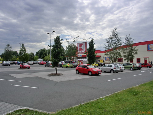 Casio EXILIM ZR100: kapesní formule