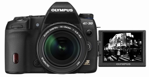 Nová poloprofesionální DSLR Olympus E-30