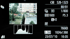 Canon IXUS 300 HS: superstylovka i pro náročné