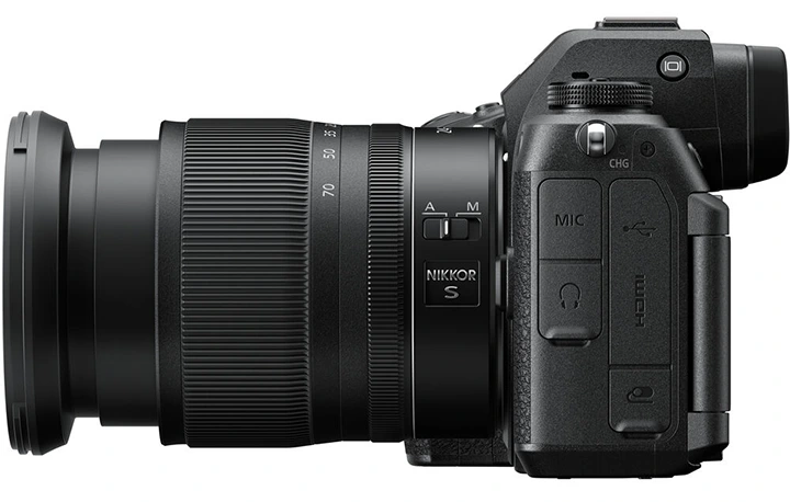 Nikon Z6 III dostává částečně vrstvený snímač a extrémně jasný EVF