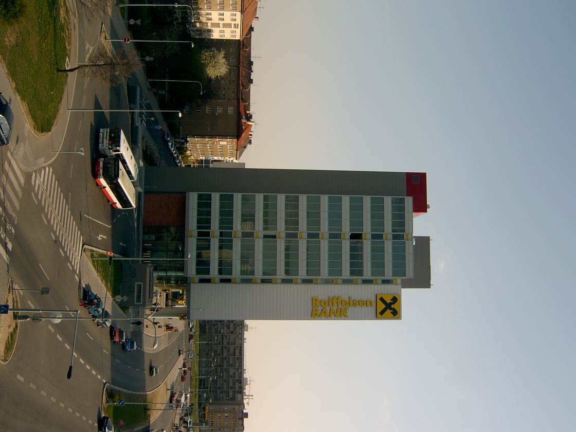 Samsung Digimax V4: Prožene svoji konkurenci!