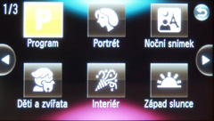 Canon IXUS 200 IS: poprvé dotykově