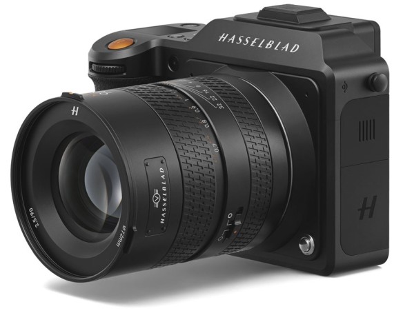 Hasselblad X2D 100C přináší 100 MPx, IBIS a fázový AF