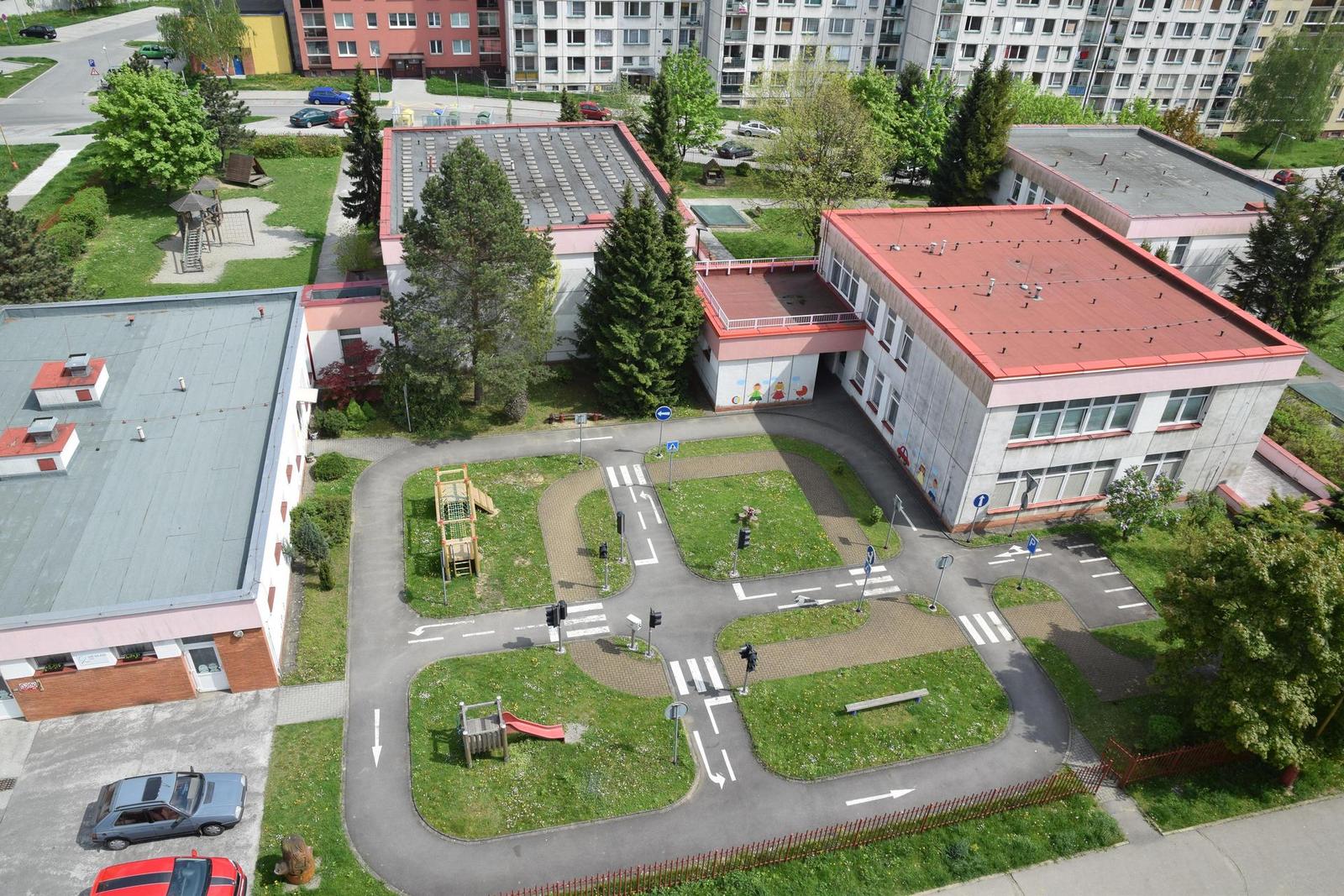 Nikon AF-S DX NIKKOR 16-85mm f/3.5-5.6G ED VR