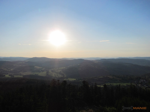 Canon IXUS 300 HS: superstylovka i pro náročné