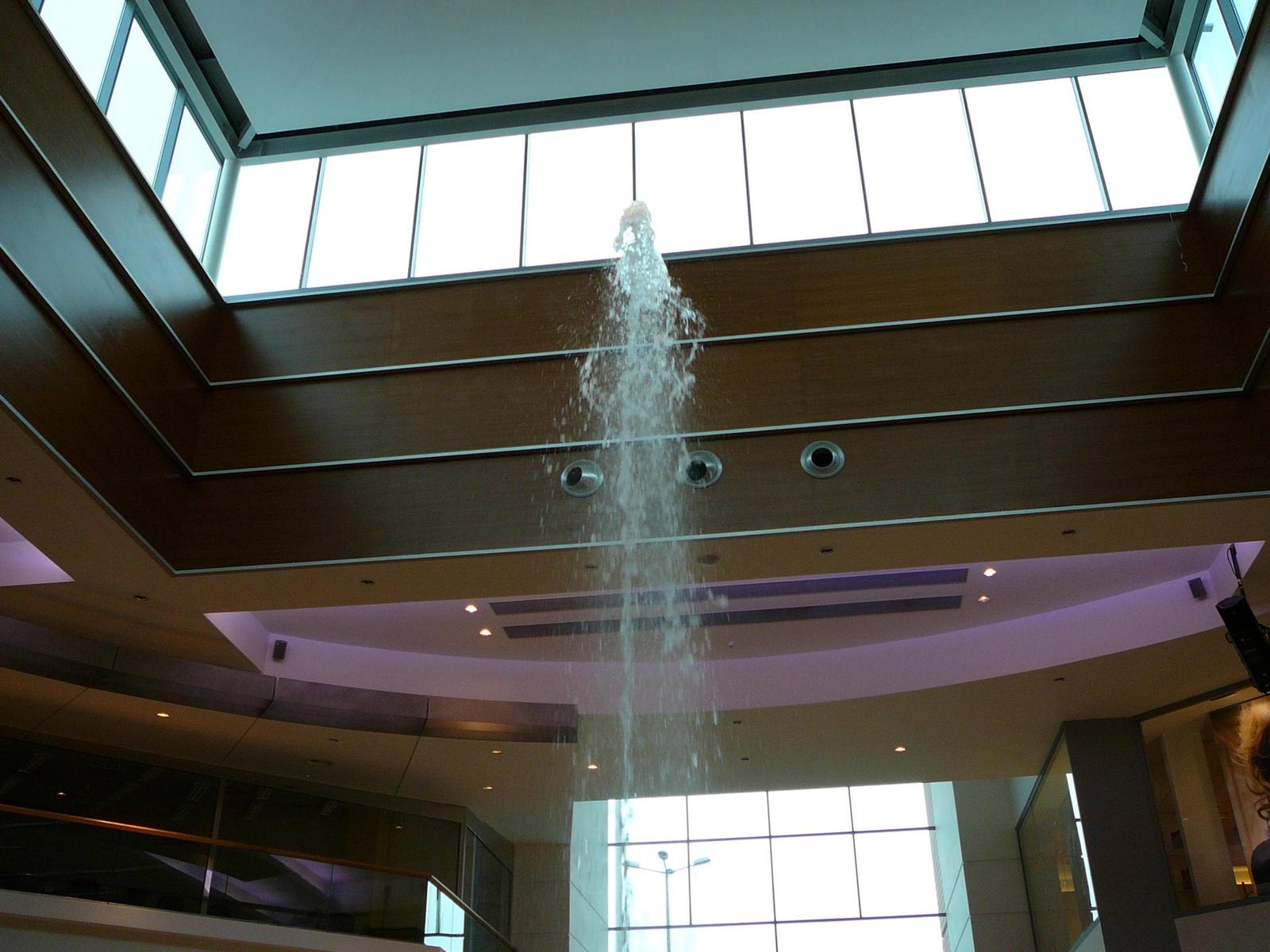 Jak pracuje nejmenší ultrazoom?