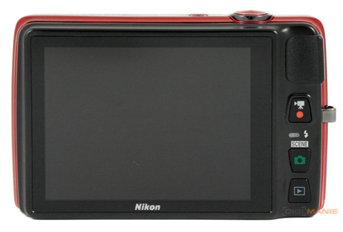 Nikon Coolpix S4300: dotyk 6× zoomu