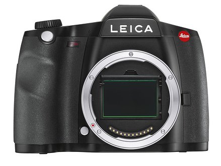 Středoformátová Leica S3 se 64 MPx se konečně dostává na trh