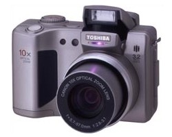 Dvě Toshiby s 10x optickým zoomem