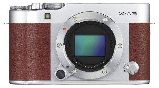 Retro Fujifilm X-A3 s otočným displejem
