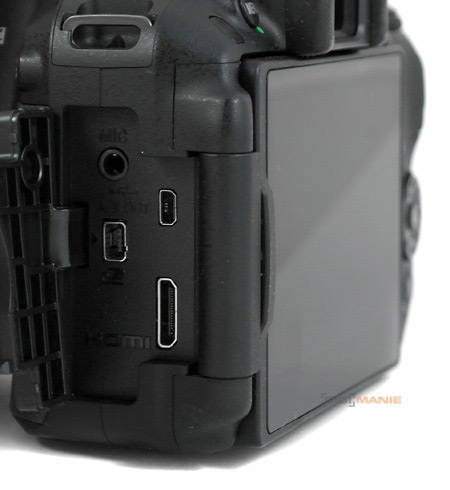 Nikon D5300: bezdrátový DSLR turista