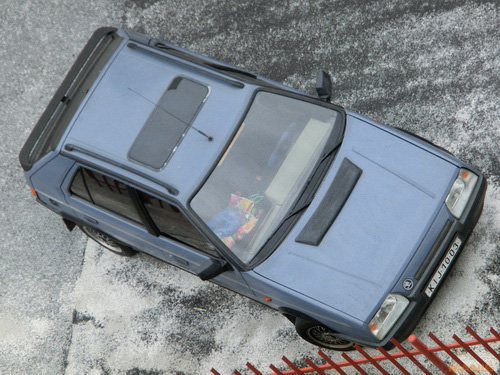 Casio EXILIM ZR100: kapesní formule