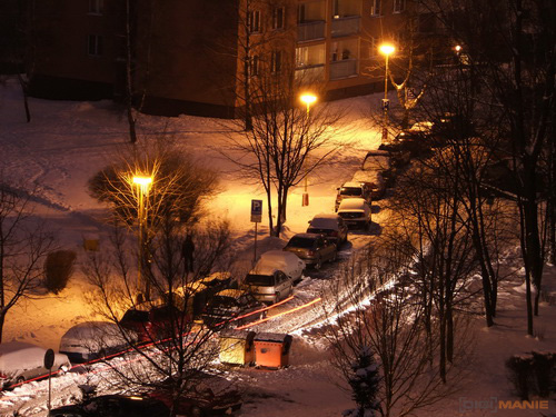 Fujifilm FinePix F300EXR: klame tělem