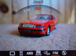 Sony Cyber-shot RX100: terminátor zrcadlovek