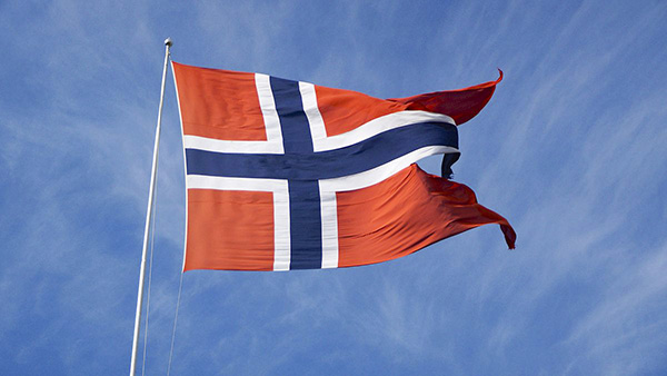 Norsko vyžaduje po influencerech přiznat se k retuším fotek lidského těla