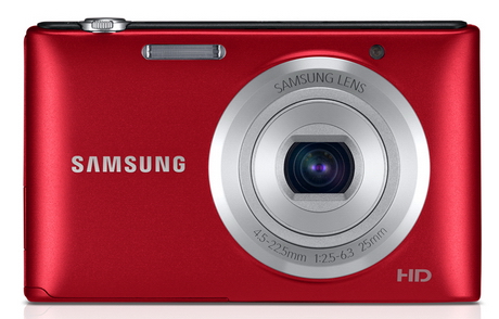 Levné kompakty Samsung ES95 a ST72