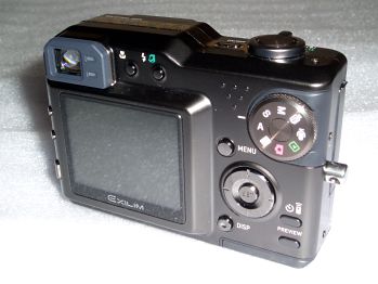 Exilim P700: vylepšená vlajková loď