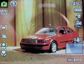 BenQ GH600 a GH700: levné překvapení