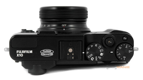 Fujifilm X10: retroborec