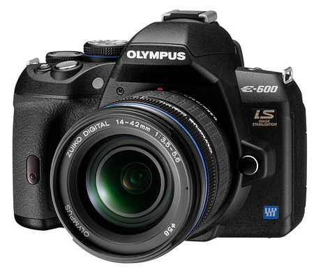 Olympus uvádí levnější zrcadlovku E-600