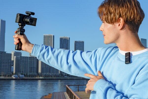 Sony pro vloggery: nové bezdrátové mikrofony ECM-W2BT a ECM-LV1