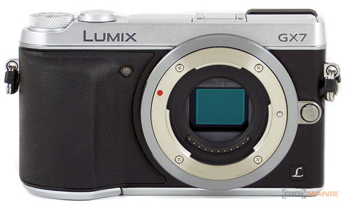 Panasonic Lumix GX7: vymazlený superfoťák