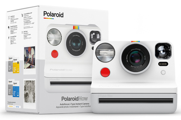Polaroid uvedl nový instantní fotoaparát Polaroid Now