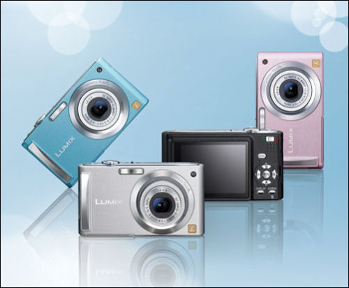 Nové stylové fotoaparáty Panasonic řady FS