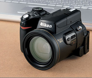 Nikon: čtvero nových fotoaparátů