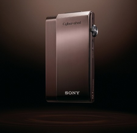 Ultratenké kompakty Sony Cyber-shot T90 a T900