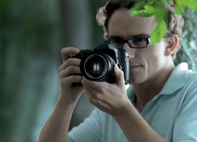 Carl Zeiss přichází s 35mm F2 objektivem pro Canon