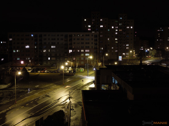 Nikon Coolpix S8200: kapesní mikroskop