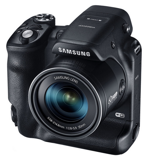 Samsung WB2200F, 60× ultrazoom se dvěma gripy