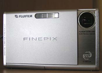 FinePix Z1: placatá krasavice