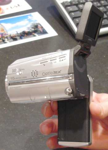 Naposledy z CeBITu 2004: Pentax Optio MX