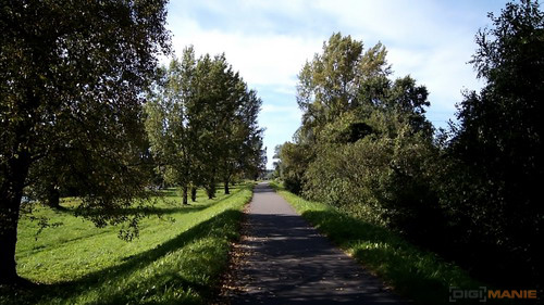 Sony Alpha SLT-A35: úspěšně proti zrcadlovkám