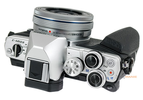 Olympus OM-D E-M10 Mark II: podařené retro