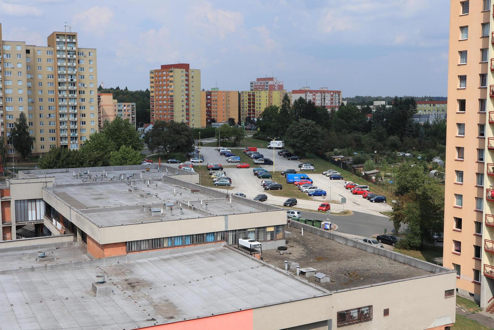 Canon EF-M 28mm f/3.5 Macro IS STM