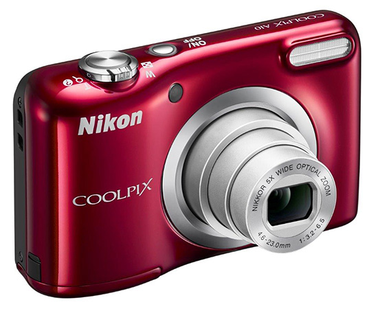 Low-endové kompakty Nikon Coolpix A10 a A100