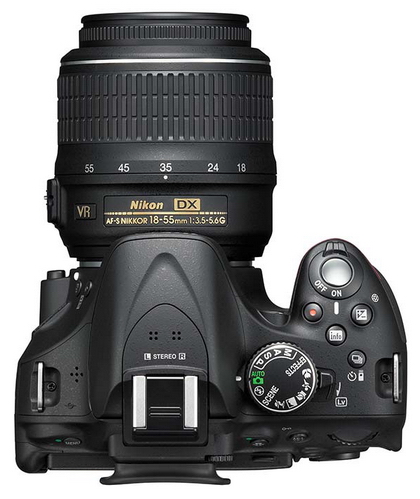 Zrcadlovka Nikon D5200 s 24MPx čipem