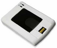 Čtečka CF karet zajištěná otiskem prstu