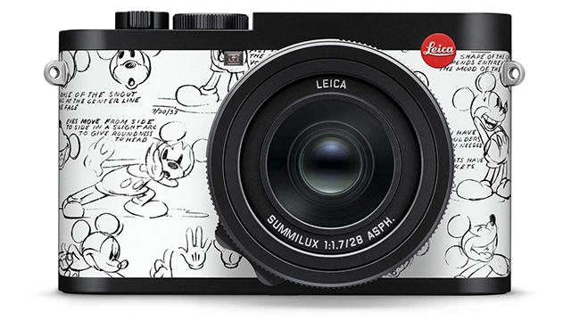 Leica Q2 Disney ke 100. výročí animovaných filmů Walta Disneyho