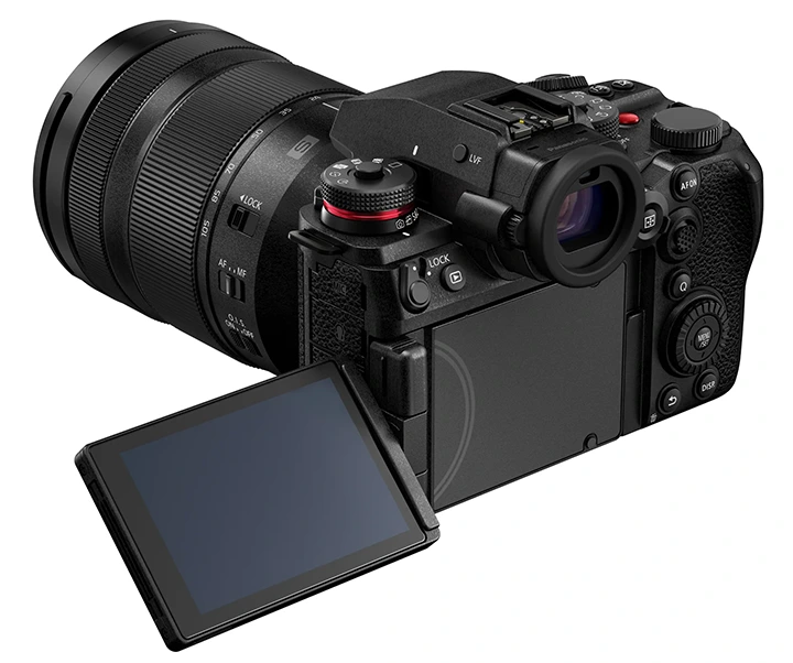 Panasonic Lumix S1R II přináší 44MPx snímač i 8K video