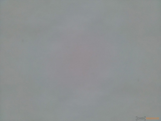 LG P710 Optimus L7 II: levných 8 mega