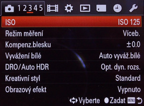 Sony Cyber-shot RX100: terminátor zrcadlovek