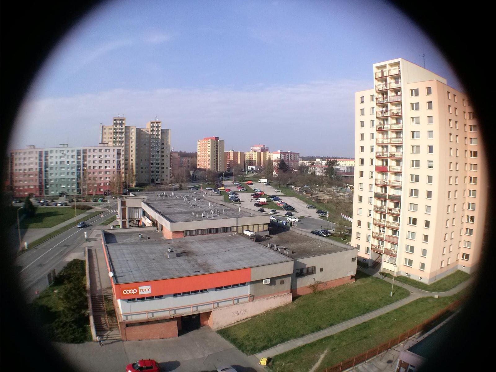 Levné hračky z eBay: předsádky pro smartphone