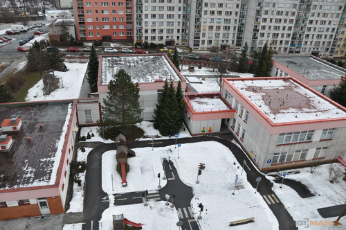 Dva objektivy nebo jeden ultrazoom?